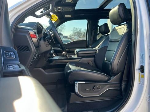 Used 2025 Ford F150 Raptor AWD/4WD image 28