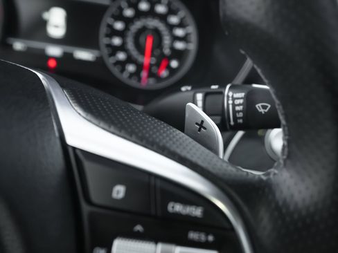 Used 2021 Genesis G70 2.0T w/ Elite Package image 19