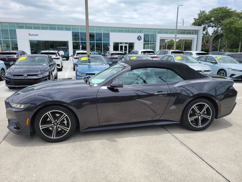 Used 2024 Ford Mustang Premium RWD image 7
