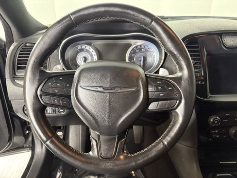 Used 2021 Chrysler 300 S image 22