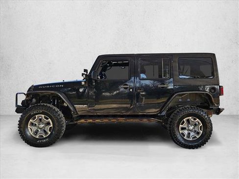 Used 2014 Jeep Wrangler Unlimited Rubicon w/ Connectivity Group image 8