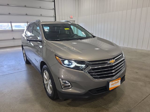 Used 2019 Chevrolet Equinox Premier AWD/4WD image 2