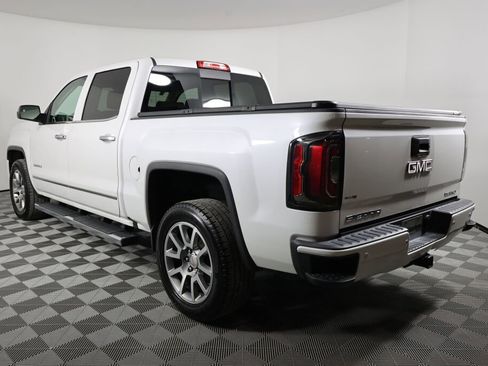Used 2017 GMC Sierra 1500 Denali image 4