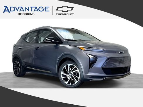 Certified 2023 Chevrolet Bolt EUV Premier w/ Sun & Sound Package FWD image 1
