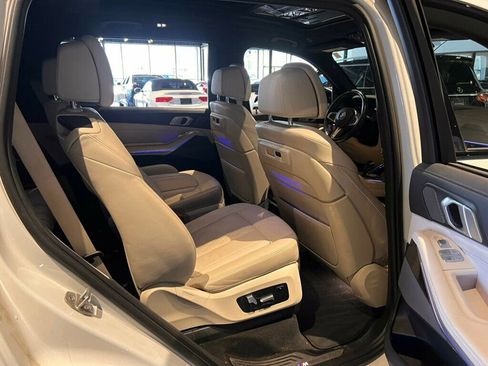 Used 2021 BMW X7 xDrive40i w/ M Sport Package image 14