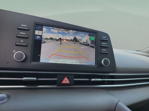 New 2026 Hyundai Elantra Sport FWD image 27
