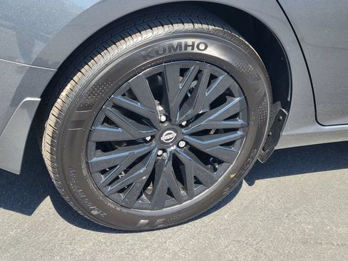 New 2026 Nissan Altima 2.5 SV w/ SV Special Edition Package FWD image 3