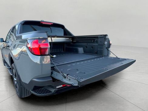 Used 2024 Hyundai Santa Cruz Night image 31