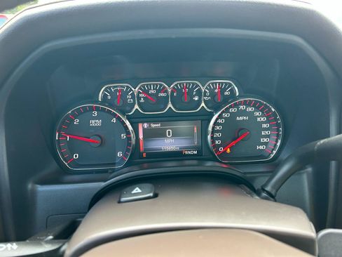 Used 2015 GMC Sierra 1500 SLE w/ SLE Value Package AWD/4WD image 5