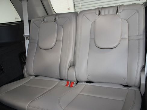 Used 2022 Lincoln Aviator Reserve w/ Elements Package Plus image 26