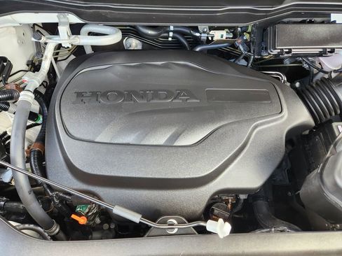 Certified 2024 Honda Ridgeline RTL image 9