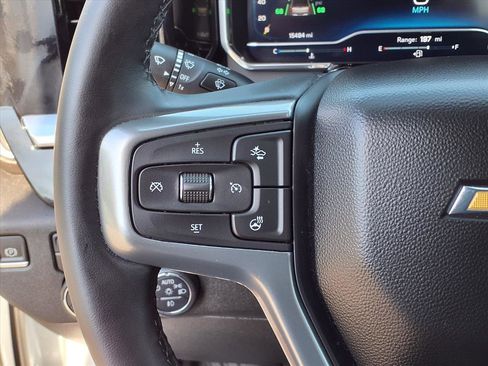 Used 2024 Chevrolet Silverado 2500 LT image 22