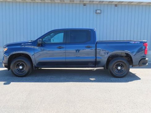 Used 2023 Chevrolet Silverado 1500 W/T w/ WT Value Package AWD/4WD image 6