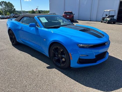 Certified 2023 Chevrolet Camaro SS RWD image 2