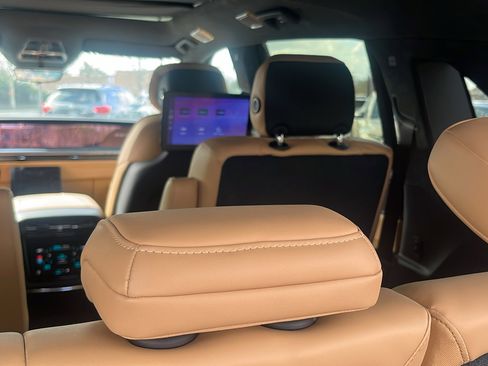 New 2025 Cadillac Escalade IQ Luxury 2 image 44