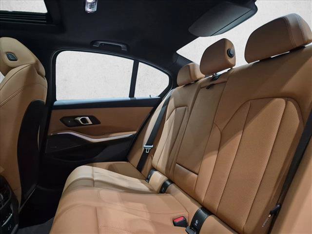 Certified 2026 BMW 330i xDrive Sedan w/ Premium Package AWD/4WD image 20