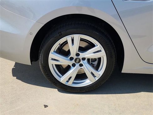 New 2025 Audi A5 2.0T Prestige image 9