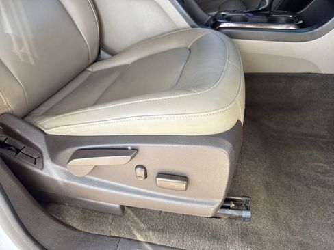 Used 2018 GMC Canyon SLT w/ Driver Alert Package image 27