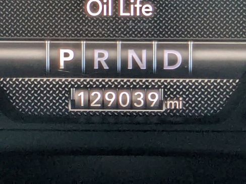 Used 2022 RAM 2500 Laramie w/ Night Edition image 28