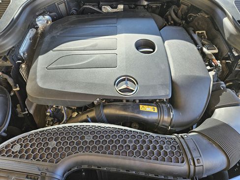 Certified 2022 Mercedes-Benz GLC 300 4MATIC image 31