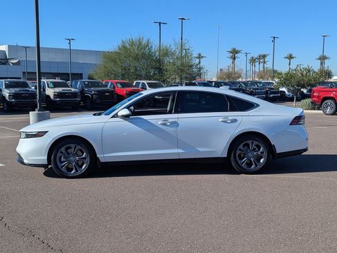 Used 2025 Honda Accord EX-L image 3