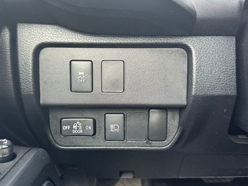 Certified 2020 Toyota Tacoma SR image 26