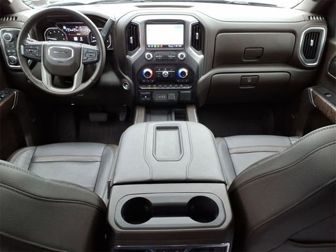 Used 2021 GMC Sierra 1500 Denali w/ Driver Alert Package II image 11
