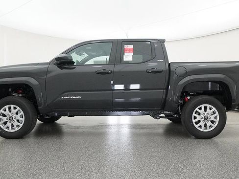 New 2025 Toyota Tacoma SR5 image 22