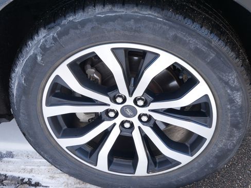 Used 2022 Ford Explorer ST-Line image 5