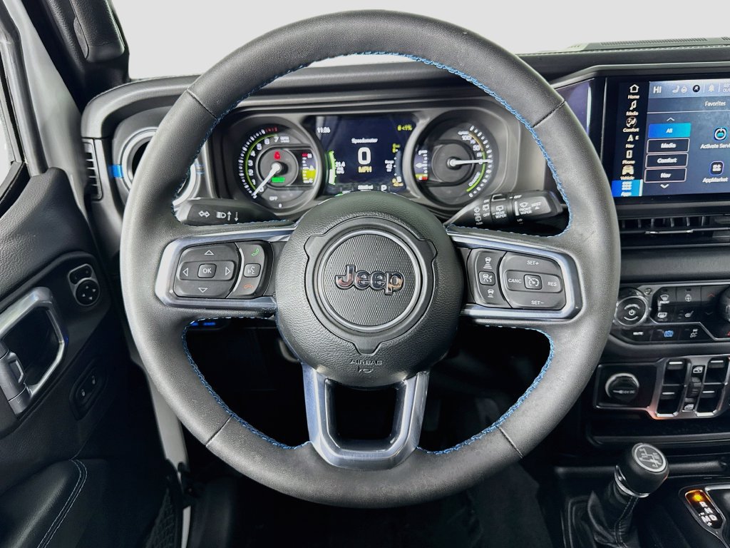 Used 2024 Jeep Wrangler High Altitude AWD/4WD image 24