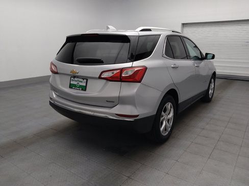 Used 2018 Chevrolet Equinox Premier FWD image 9