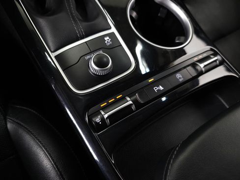 Used 2018 Kia Stinger image 23