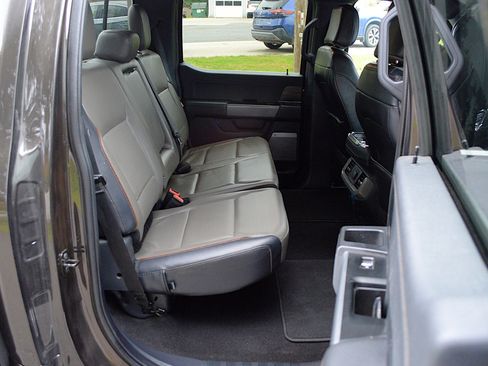 Used 2024 Ford F150 Lariat image 17