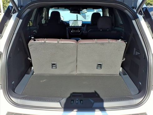 New 2026 Ford Explorer Platinum image 21