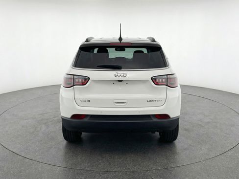 Used 2025 Jeep Compass Limited AWD/4WD image 7