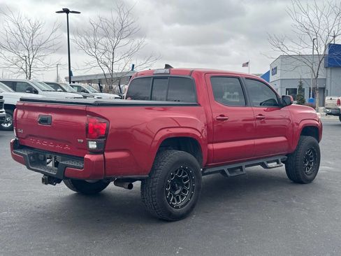 Used 2019 Toyota Tacoma SR image 7