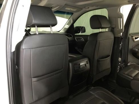 Used 2018 GMC Yukon XL Denali w/ Open Road Package AWD/4WD image 36