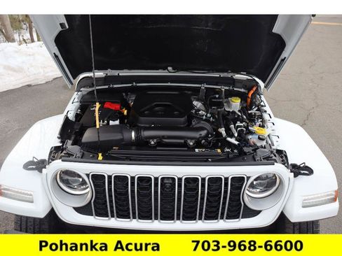 Used 2024 Jeep Wrangler Sahara w/ Technology Group image 30