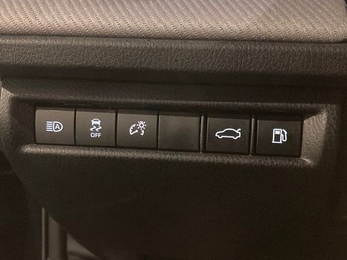 Certified 2025 Toyota Camry SE w/ Convenience Package image 13