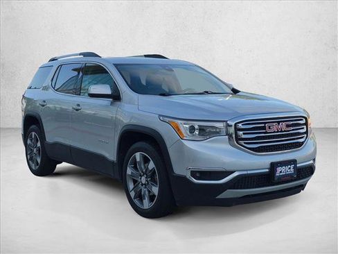 Used 2018 GMC Acadia SLT FWD image 3