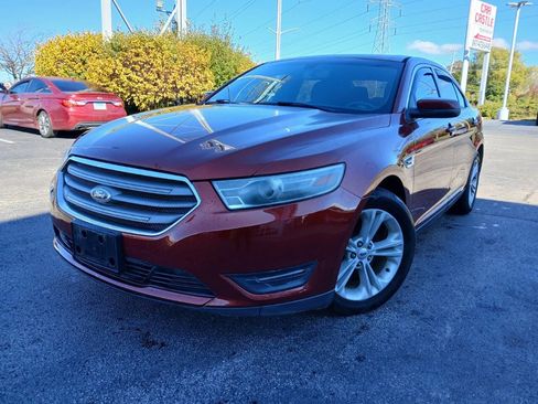 Used 2014 Ford Taurus SEL image 1