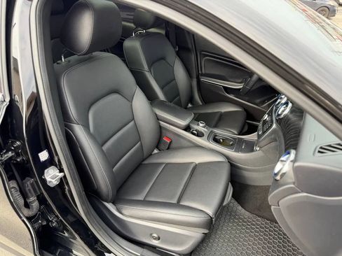 Used 2019 Mercedes-Benz GLA 250 image 38