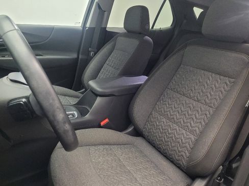 Used 2024 Chevrolet Equinox LT w/ LPO, Floor Liner Package image 17