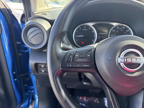 Certified 2025 Nissan Kicks Play S image 30