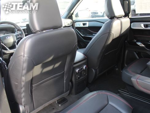 Used 2022 Ford Explorer ST-Line w/ Class IV Trailer Tow Package image 21