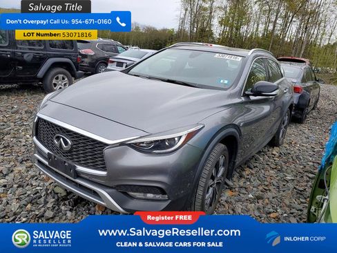 Used 2018 INFINITI QX30 Premium w/ Navigation Package AWD/4WD image 1