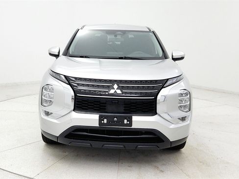 Used 2022 Mitsubishi Outlander ES FWD image 8