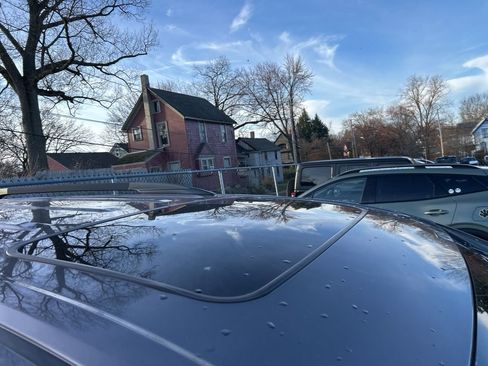 Used 2015 Toyota Sienna XLE Premium image 11