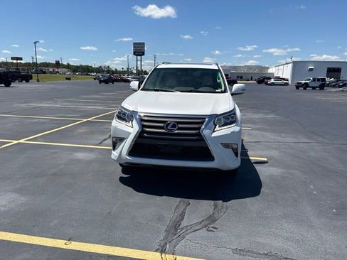 Used 2017 Lexus GX 460 Premium w/ Premium Package AWD/4WD image 5