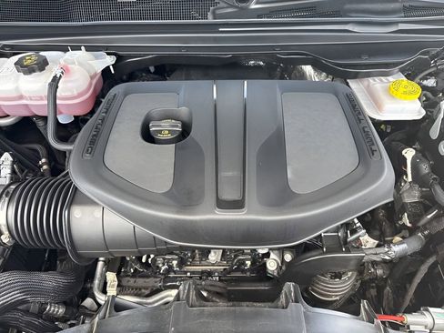 Used 2026 RAM 1500 Laramie w/ Sport Appearance Package AWD/4WD image 8